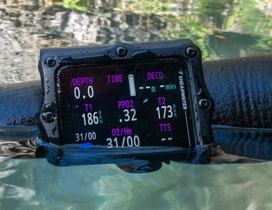 hero-image Shearwater Computer